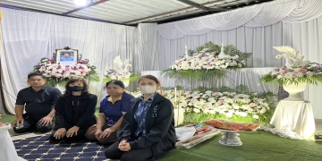 ขอแสดงความเสียใจอย่างสุดซึ้งกับนางทวี บุญแก้ว ที่ได้สูญเสียมารดาอันเป็นที่รัก